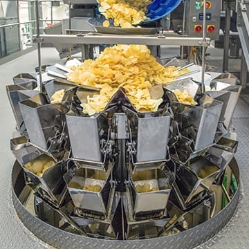 Potato chip bagging line in production